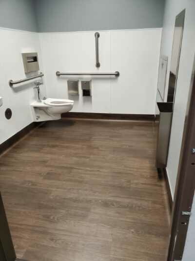 Vinyl cove base installation